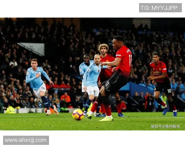 西甲激战：里昂大胜曼城三球零封引发全场狂欢