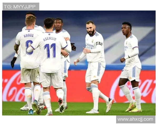 足总杯精彩对决那不勒斯大胜皇马神奇扑救点燃全场激情